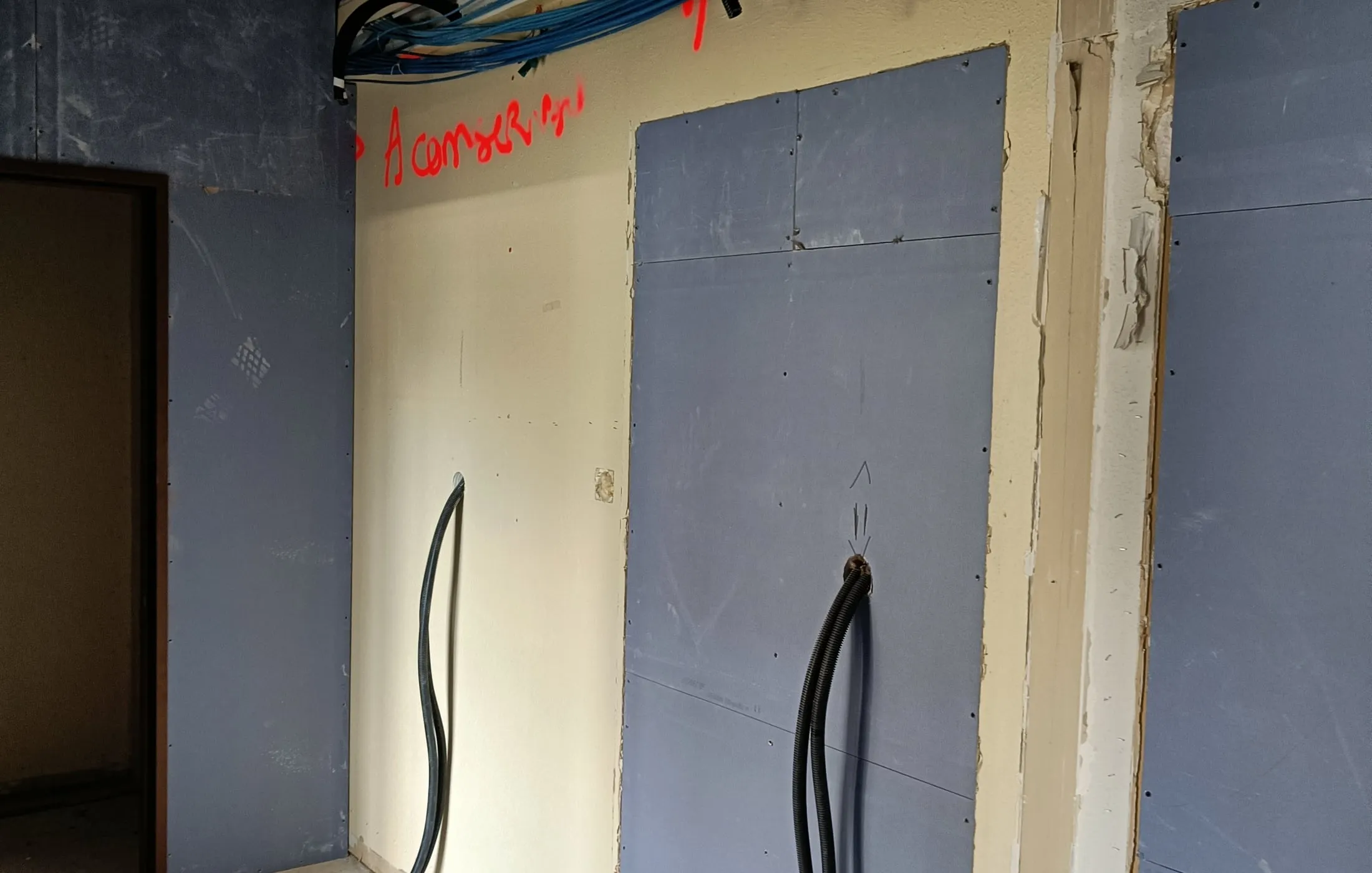 Électricien SION ELEC en intervention en Seine-et-Marne