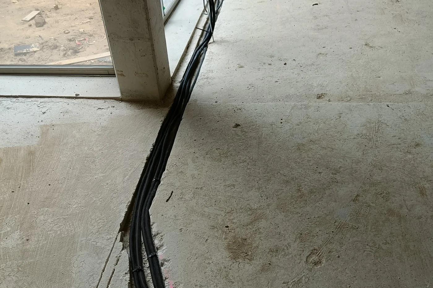 installation et locaux professionnels à Brie-Comte-Robert (77170) — SION ELEC